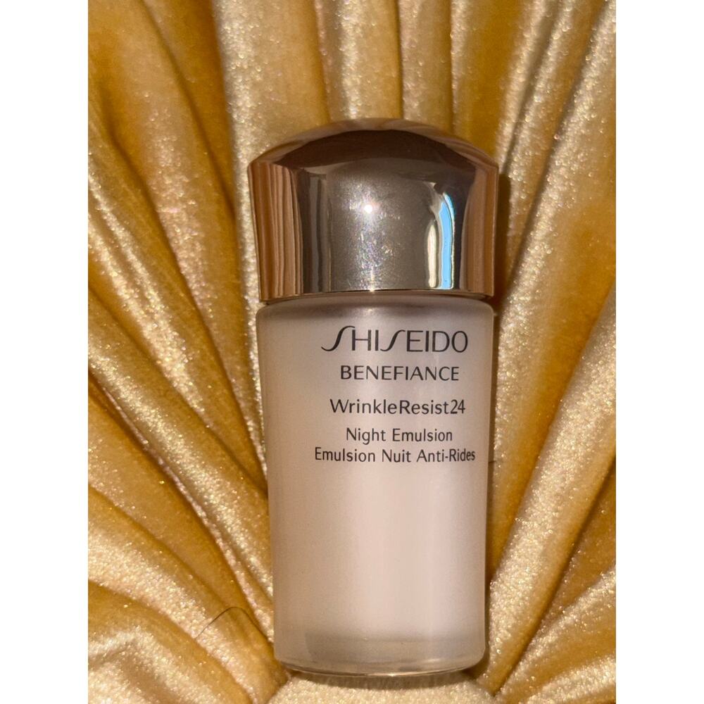 Shiseido Benefiance WrinkleResist24 Night Emulsion - Travel Size 15mL / 0.5 Oz.